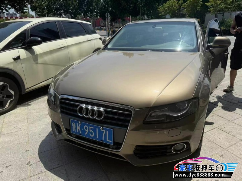 抵押车出售12年奥迪A4轿车