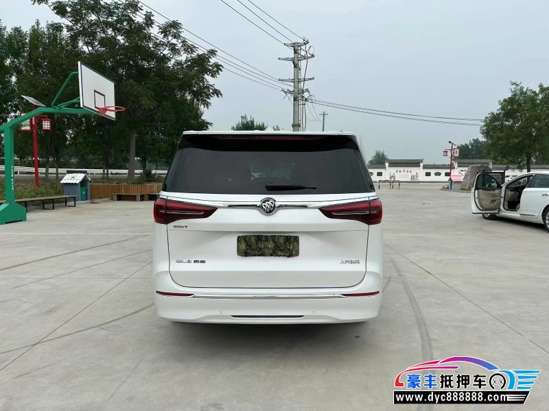 22年别克GL8轿车抵押车出售