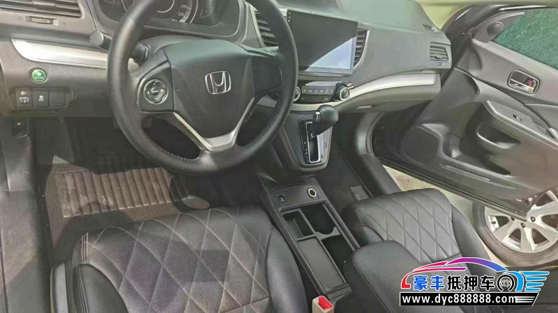 16年本田CR-V轿车抵押车出售