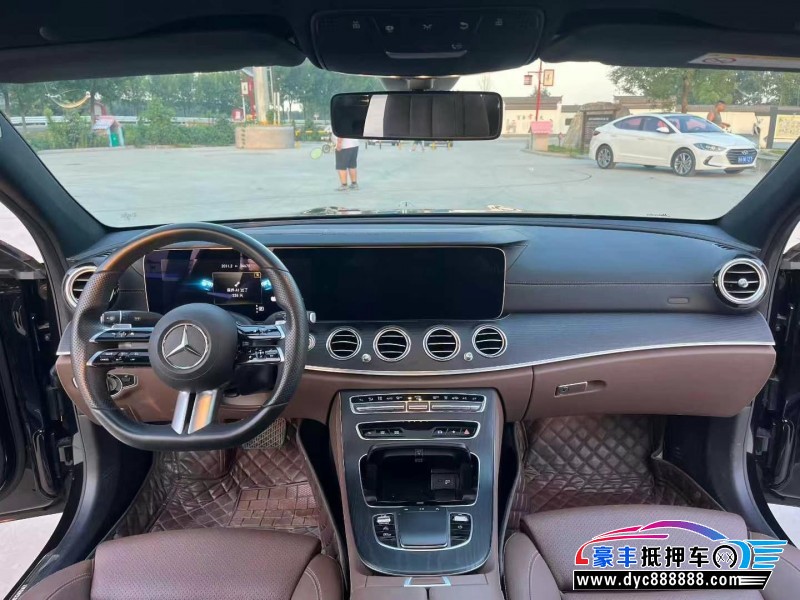 22年奔驰E轿车抵押车出售