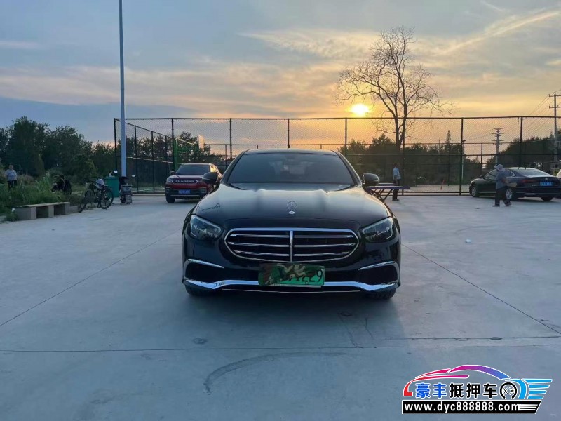 22年奔驰E轿车抵押车出售