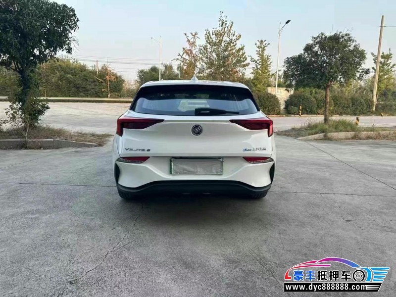 23年别克微蓝轿车抵押车出售