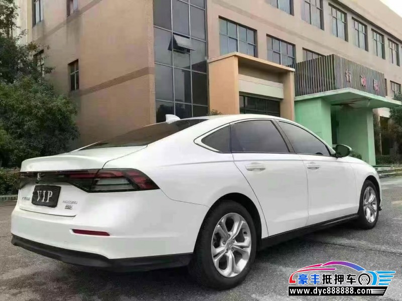 24年本田雅阁轿车抵押车出售