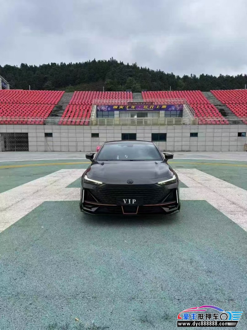 24年长安长安UNI轿车抵押车出售