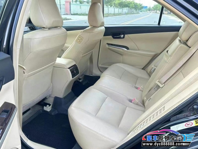 15年丰田凯美瑞轿车抵押车出售