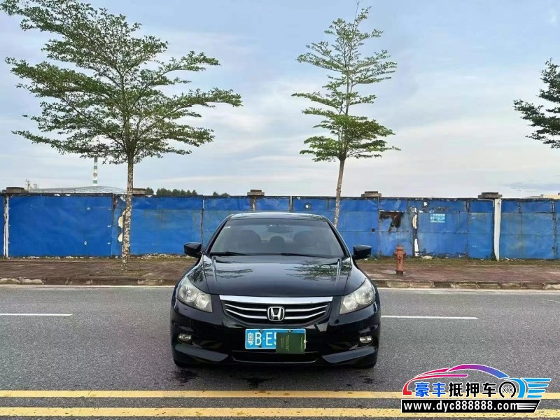 12年本田雅阁轿车抵押车出售