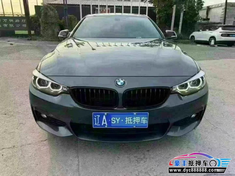 20年宝马4系轿车抵押车出售