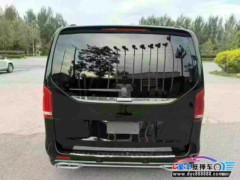 21年奔驰V轿车抵押车出售