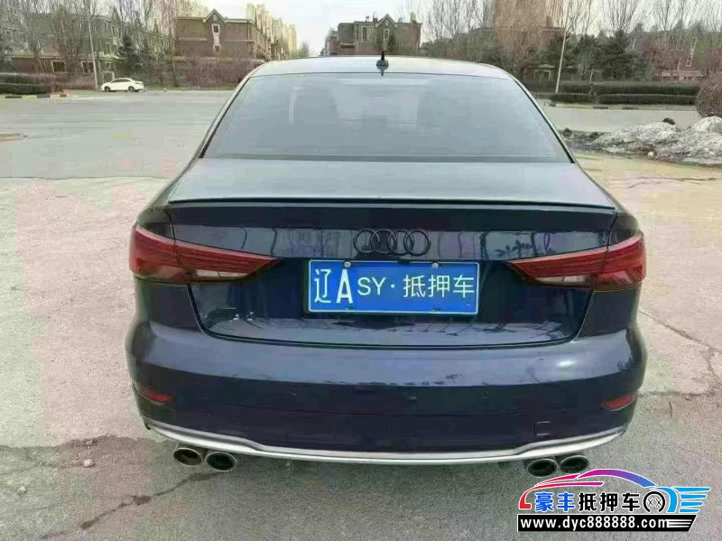 17年奥迪S3轿车抵押车出售