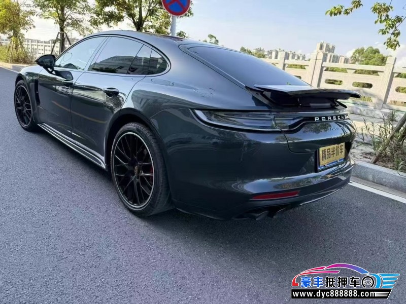 22年保时捷帕纳梅拉轿车抵押车出售