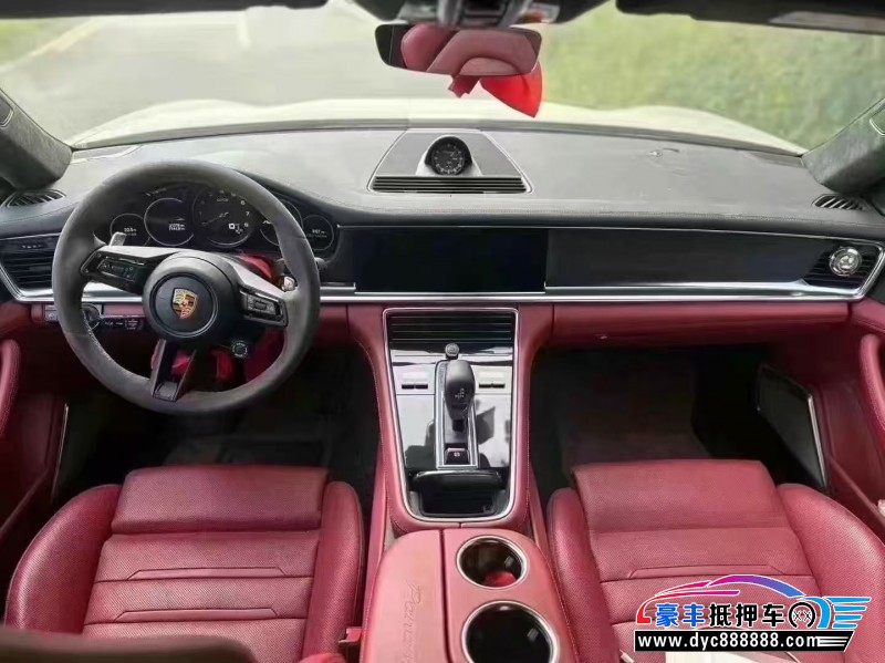 23年保时捷帕纳梅拉轿车抵押车出售