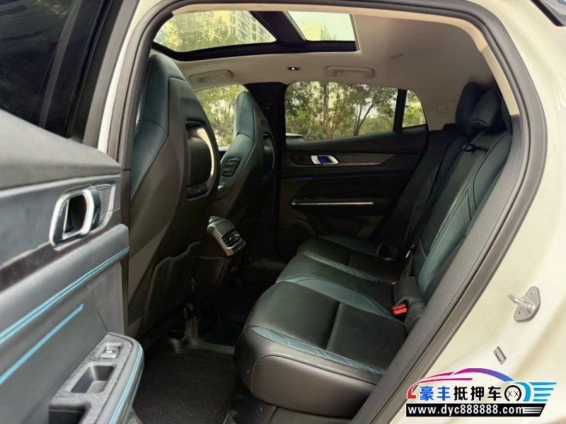 22年领克05轿车抵押车出售