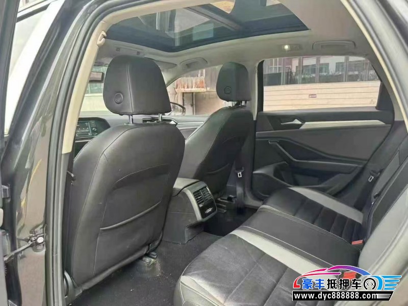 20年大众速腾轿车抵押车出售