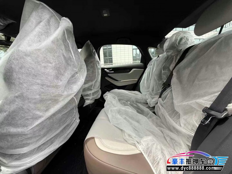 25年比亚迪秦轿车抵押车出售