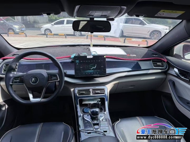 23年比亚迪秦轿车抵押车出售