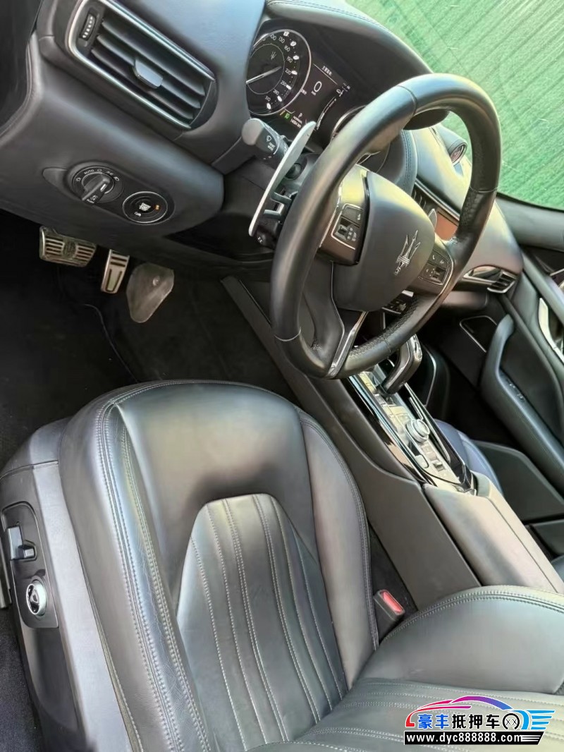 22年玛莎拉蒂莱万特轿车抵押车出售