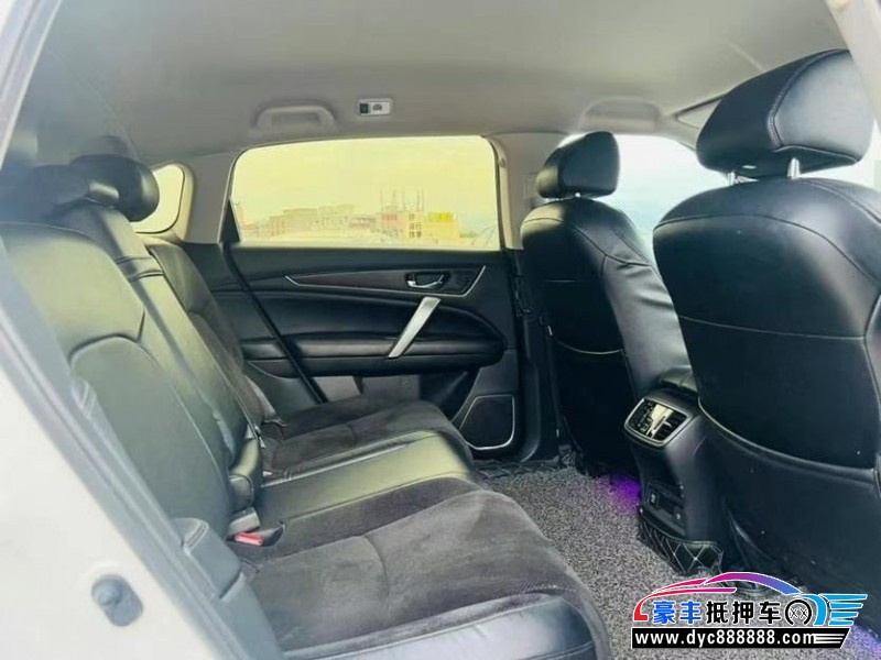 19年本田冠道轿车抵押车出售