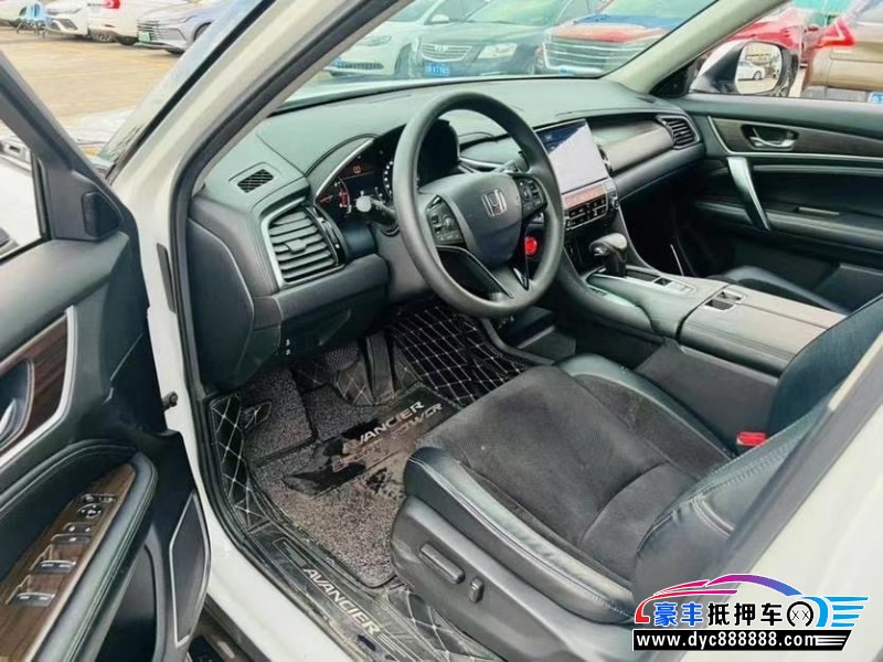 19年本田冠道轿车抵押车出售
