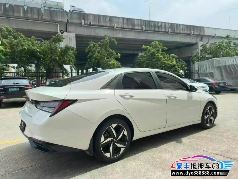 22年现代伊兰特轿车抵押车出售
