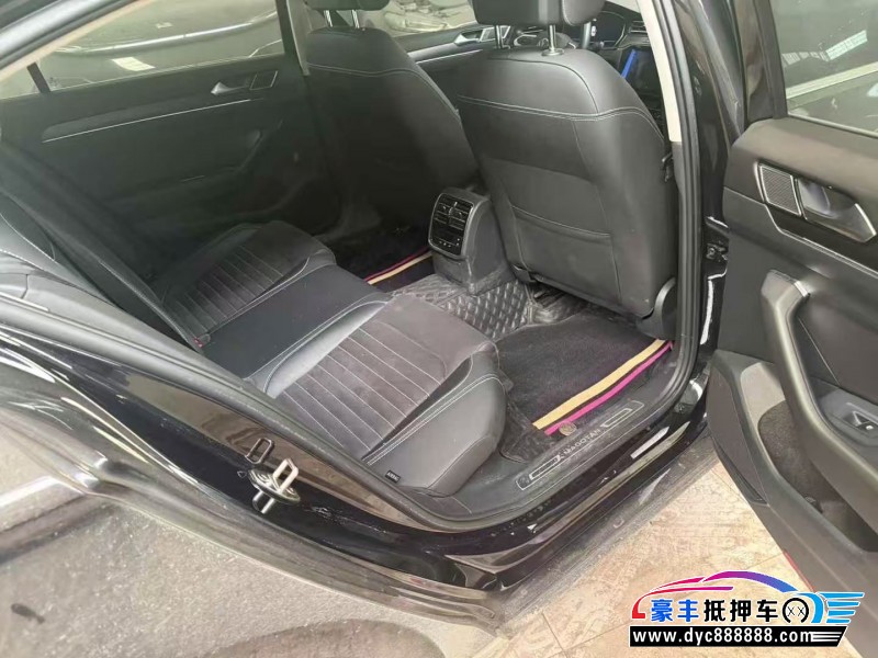 22年大众迈腾轿车抵押车出售