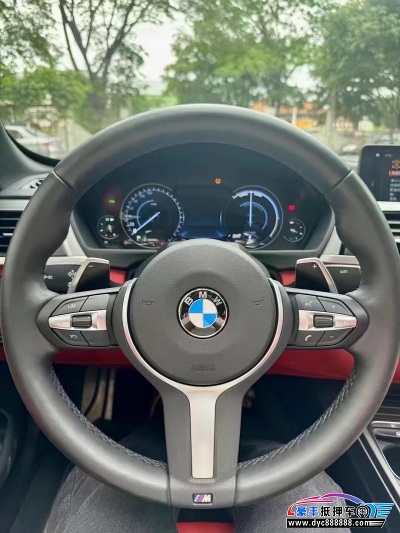 20年宝马4系轿车抵押车出售