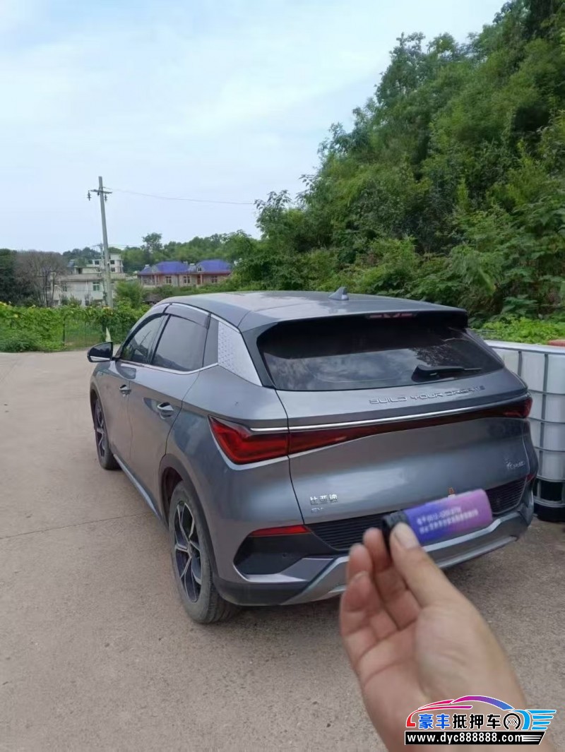 23年比亚迪元轿车抵押车出售