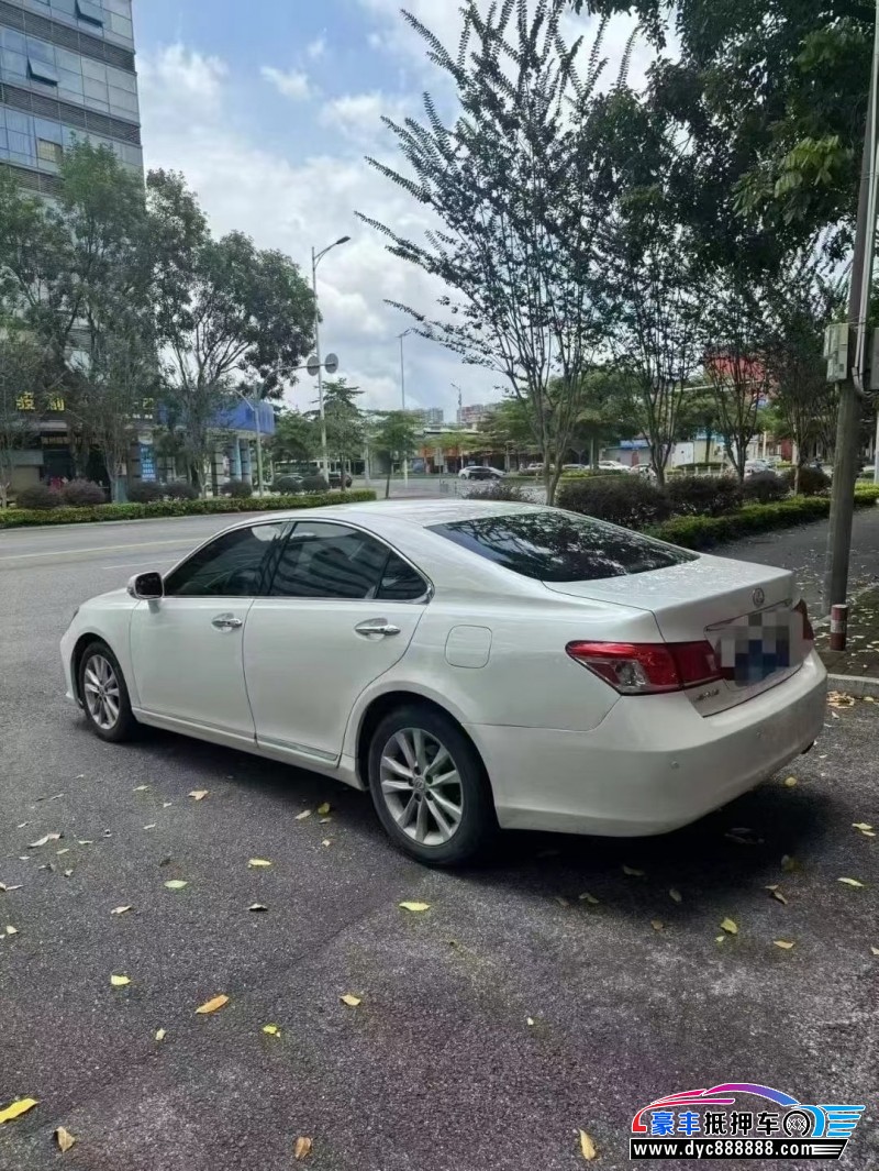 11年雷克萨斯ES轿车抵押车出售