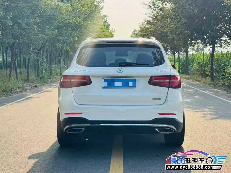 17年奔驰GLC轿车抵押车出售