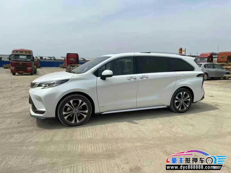 25年丰田格瑞维亚轿车抵押车出售