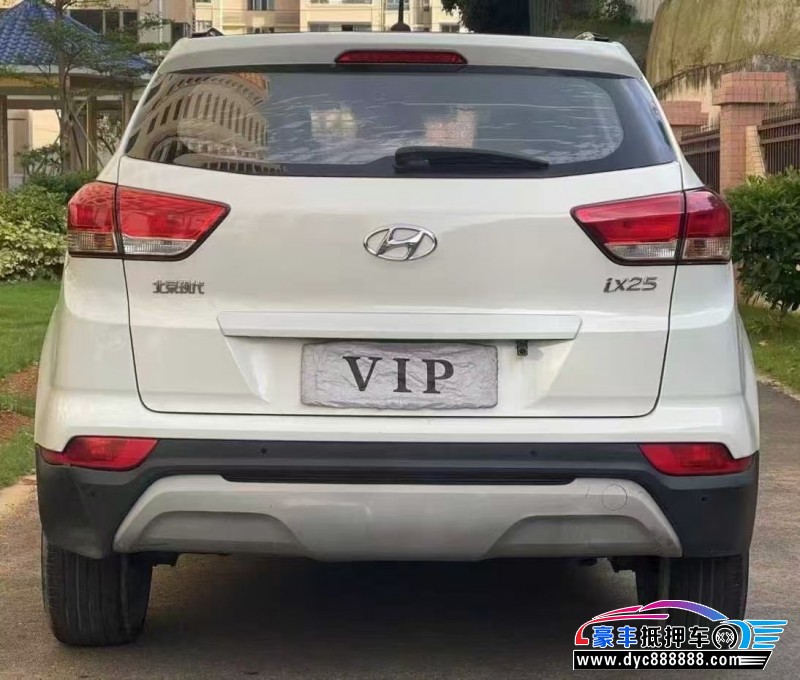 19年现代ix25轿车抵押车出售