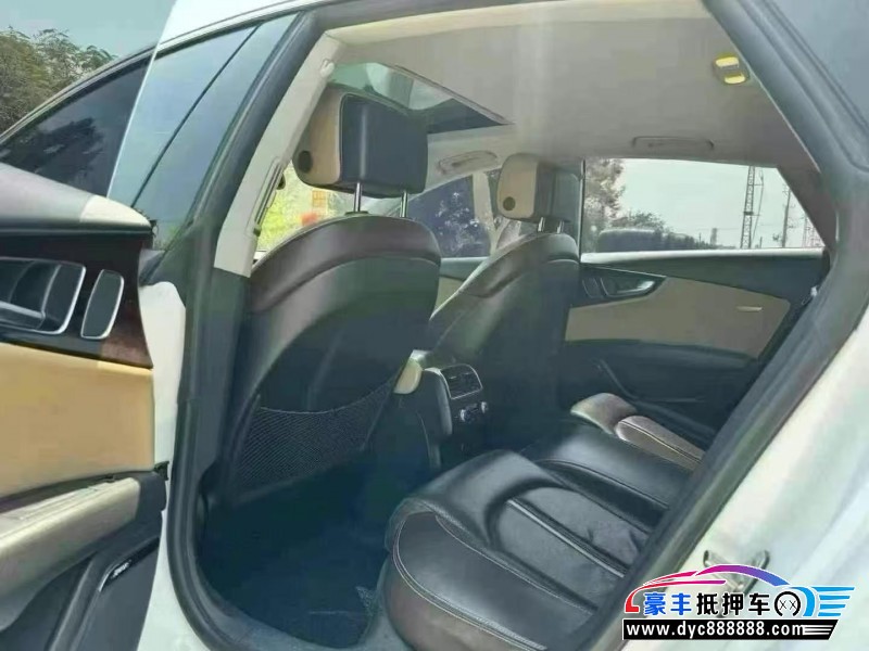 14年奥迪A7轿车抵押车出售