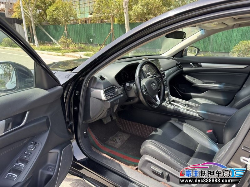 20年本田雅阁轿车抵押车出售