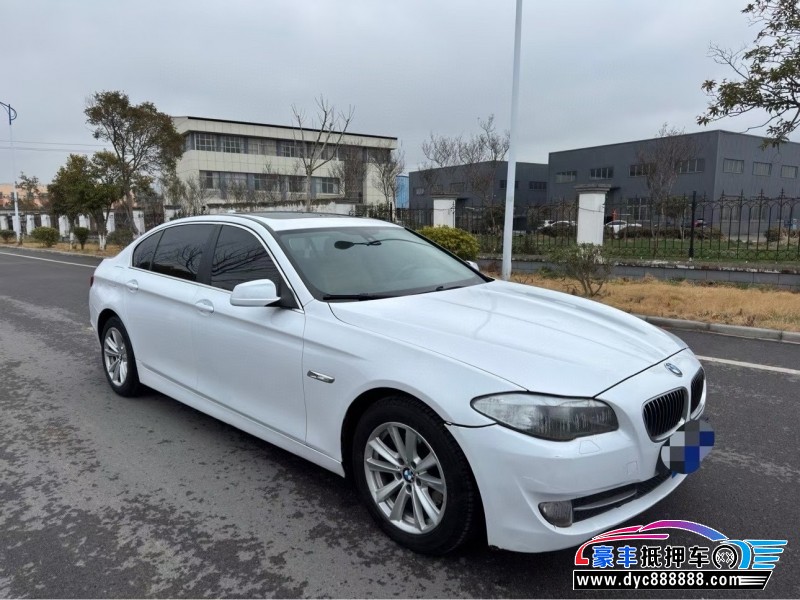 11年宝马1系轿车抵押车出售