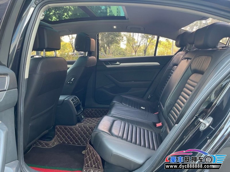 18年大众迈腾轿车抵押车出售