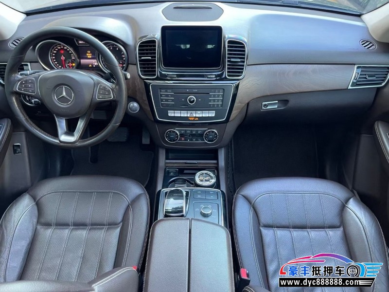 15年奔驰GLE轿车抵押车出售