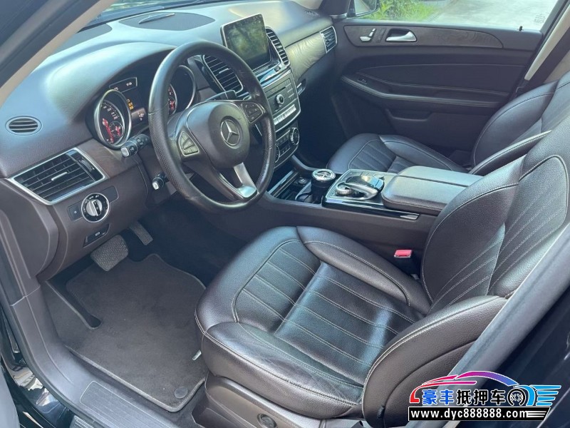 15年奔驰GLE轿车抵押车出售