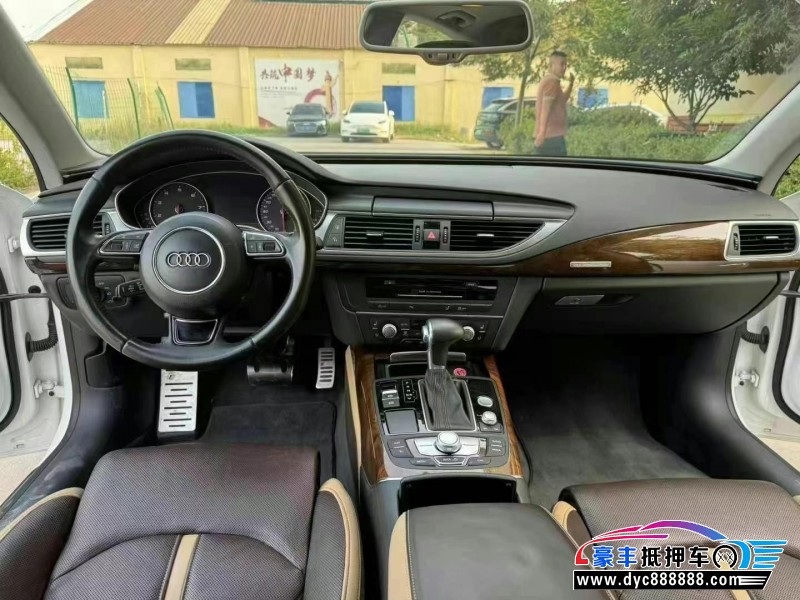 15年奥迪A7轿车抵押车出售