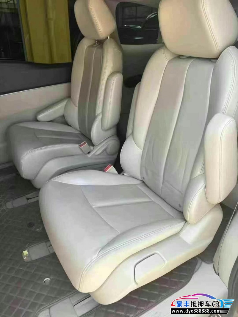 19年别克GL8轿车抵押车出售