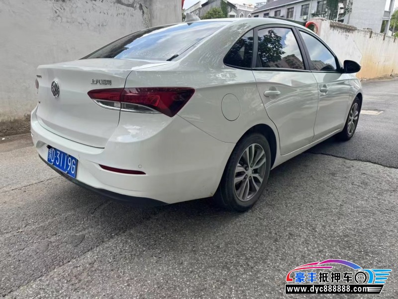 18年别克英朗轿车抵押车出售