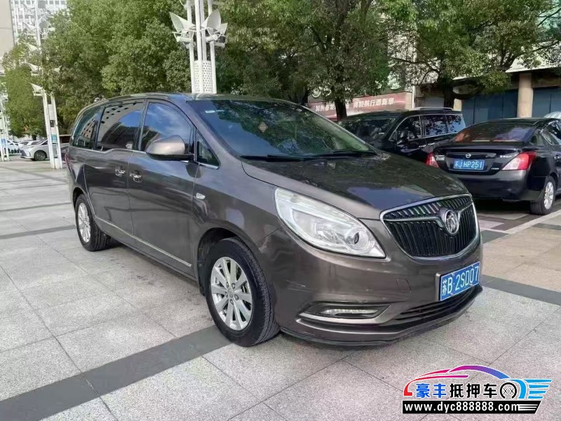 17年别克GL8轿车抵押车出售