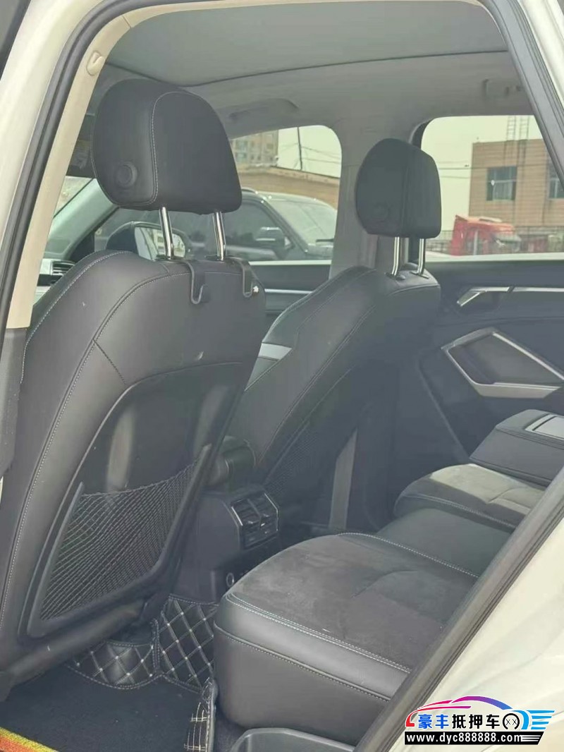 23年奥迪Q3轿车抵押车出售