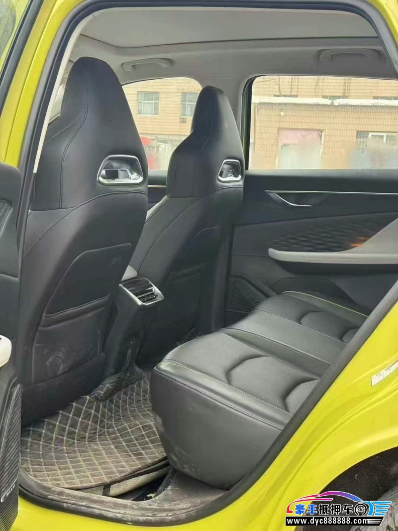 23年北汽制造魔方轿车抵押车出售