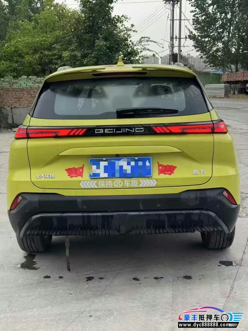 23年北汽制造魔方轿车抵押车出售