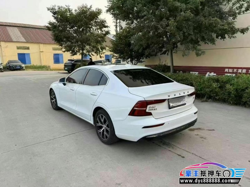 23年沃尔沃S60L轿车抵押车出售