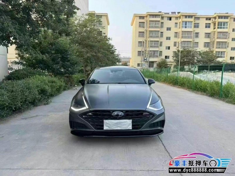 抵押车出售23年现代索纳塔轿车