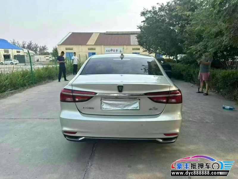 17年荣威ei6轿车抵押车出售