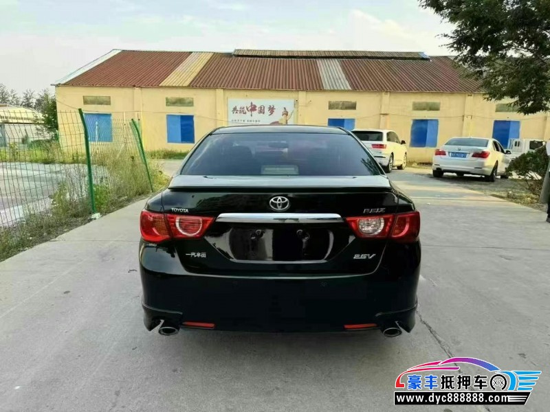 13年丰田锐志轿车抵押车出售