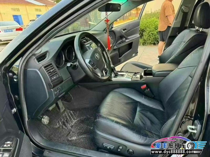 13年丰田锐志轿车抵押车出售