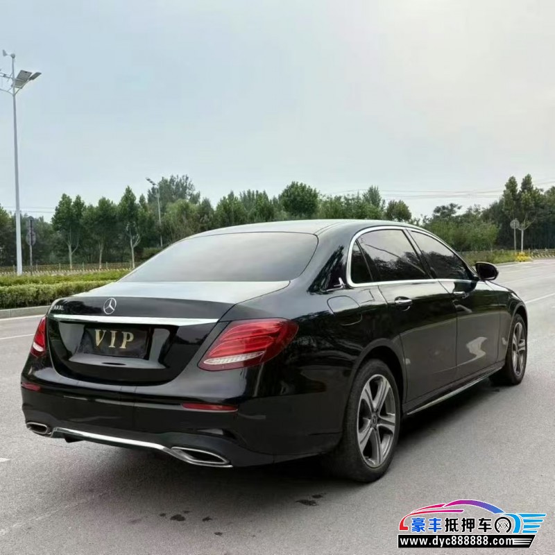 20年奔驰E轿车抵押车出售