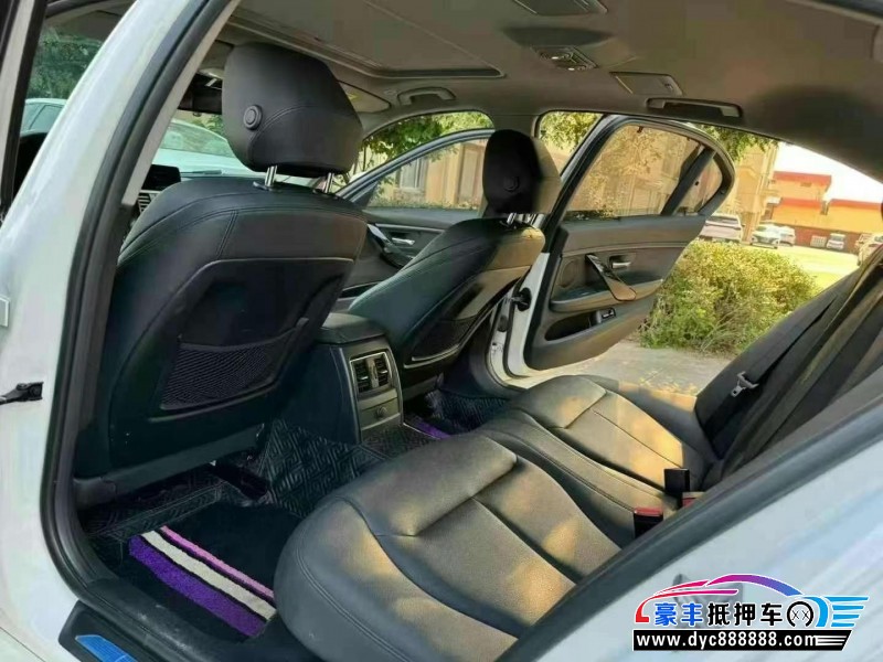 19年宝马3系轿车抵押车出售